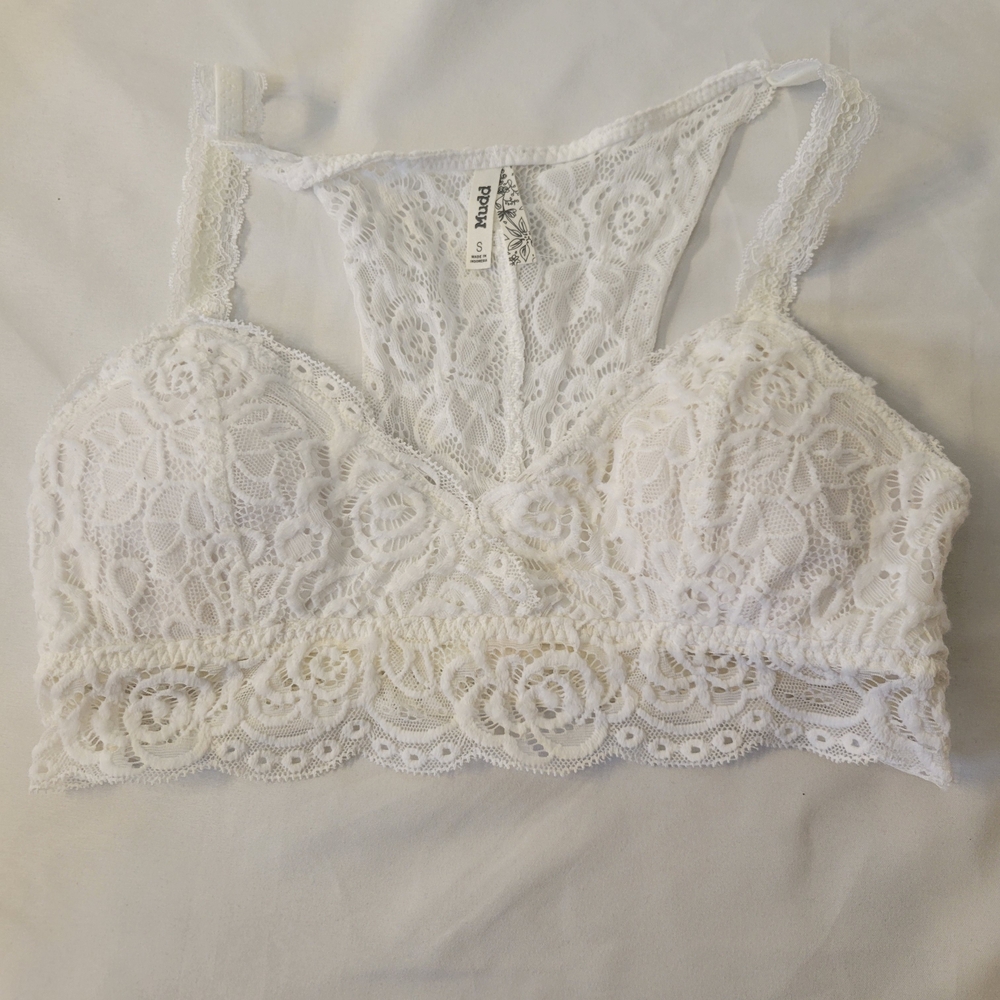 Mudd White Floral Lace Bralette